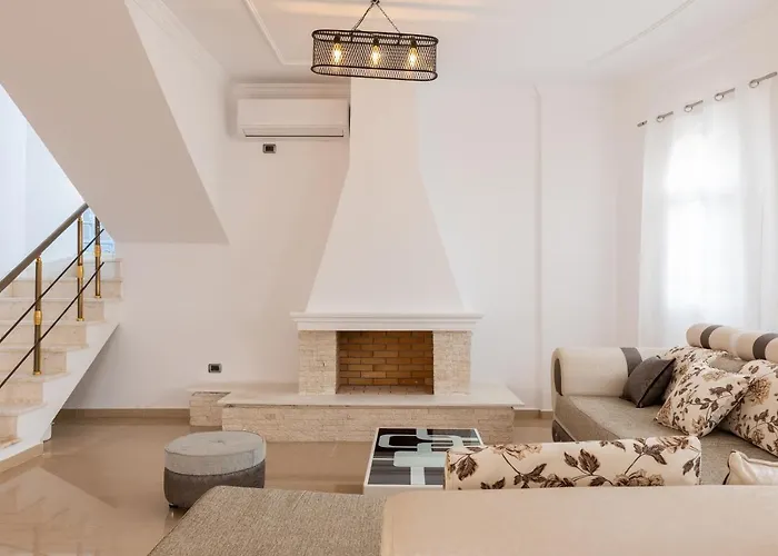 Villa The By Pikhost Široka