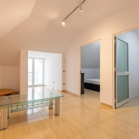 The By Pikhost Villa