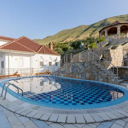 Villa The By Pikhost Široka