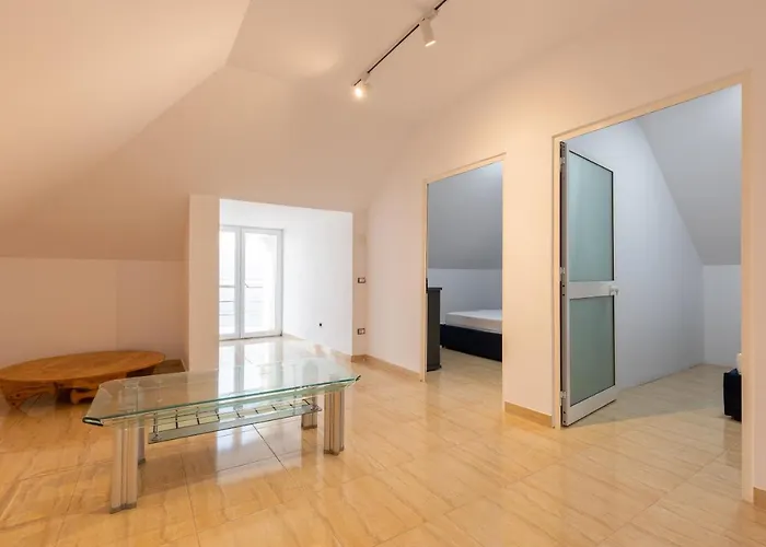 The By Pikhost Villa