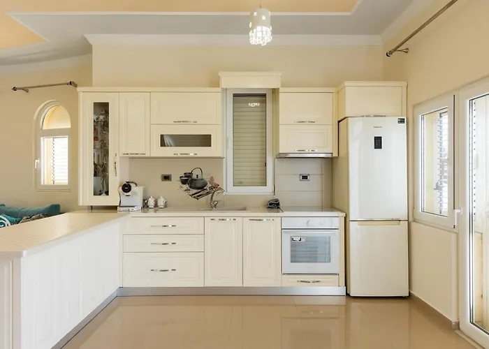The By Pikhost Villa